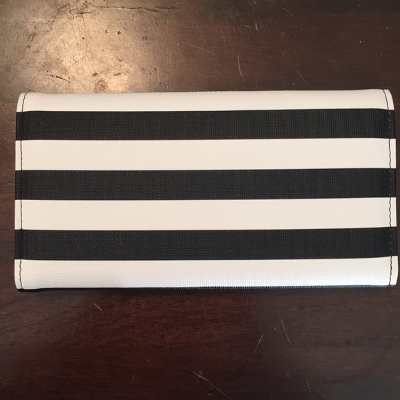 Wallet - Picture 2 of 4